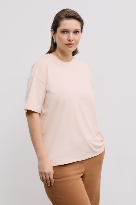 футболка оверсайз от бренда снежная королева вид слева