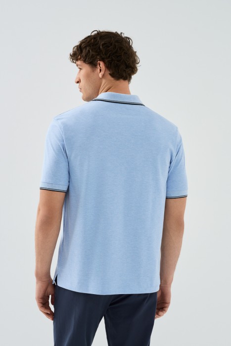 футболка-поло по цене 1150 руб вид справа