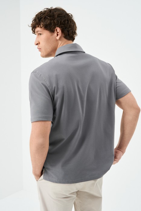 футболка-поло по цене 1040 руб вид справа