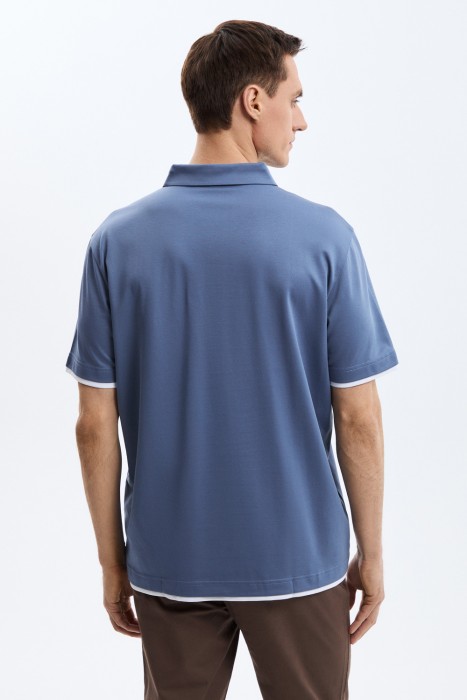 футболка-поло по цене 2000 руб вид справа