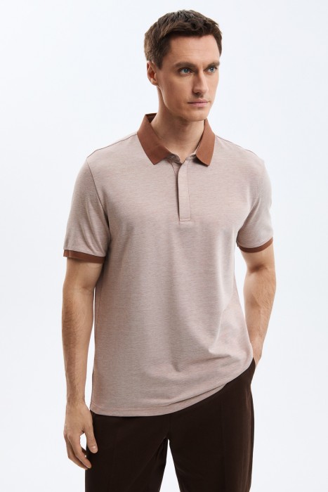 футболка-поло от бренда снежная королева вид слева