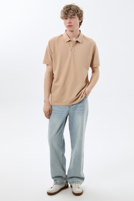 футболка-поло от бренда снежная королева вид слева