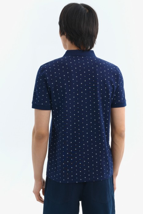 футболка-поло по цене 1150 руб вид справа