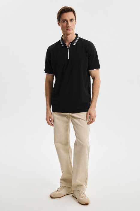 футболка-поло от бренда снежная королева вид слева