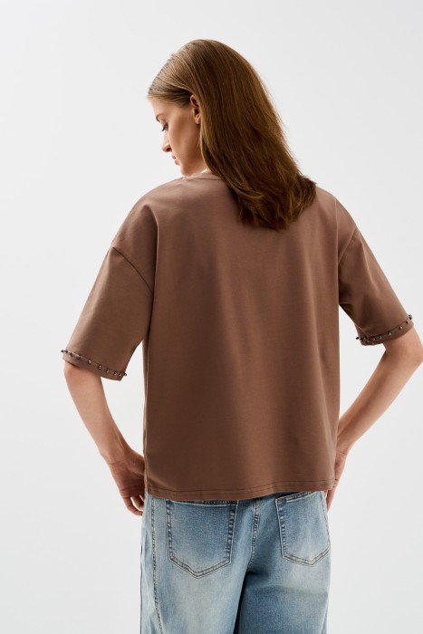 футболка с декором по цене 1040 руб вид справа