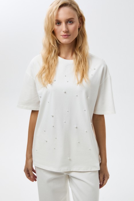 футболка с декором от бренда снежная королева вид слева