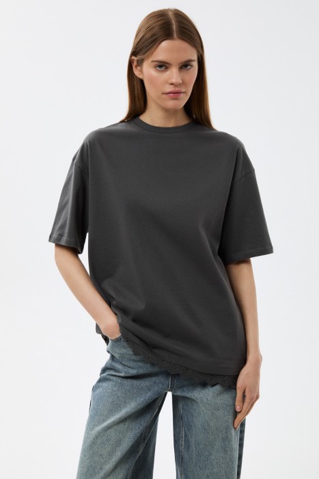 футболка с кружевной отделкой 805849003 фотография