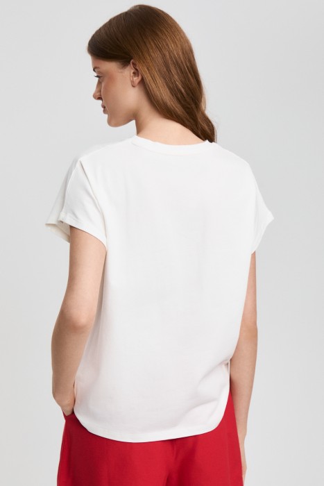 футболка с надписью по цене 1870 руб вид справа