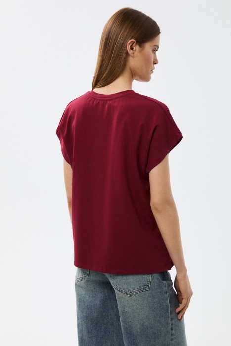 футболка с надписью по цене 1870 руб вид справа