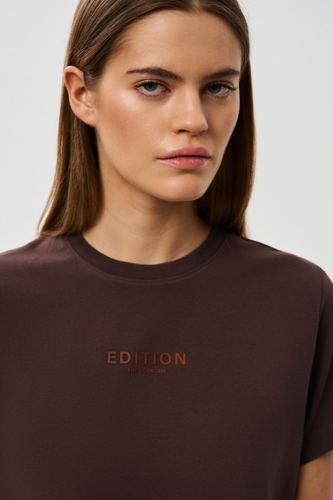 футболка с надписью по цене 1290 руб вид справа