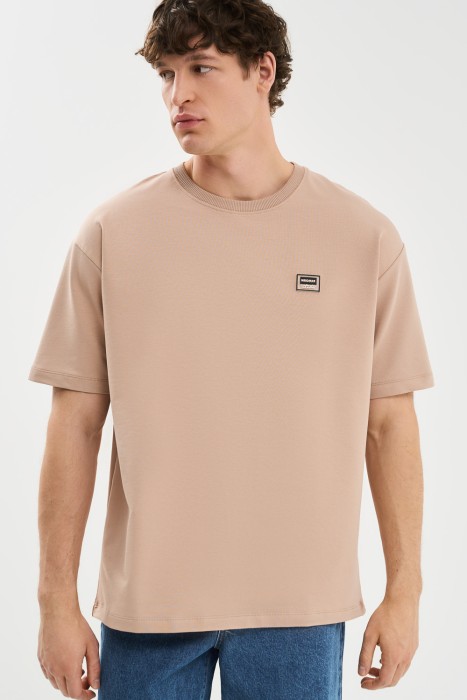 футболка с принтом от бренда снежная королева вид слева