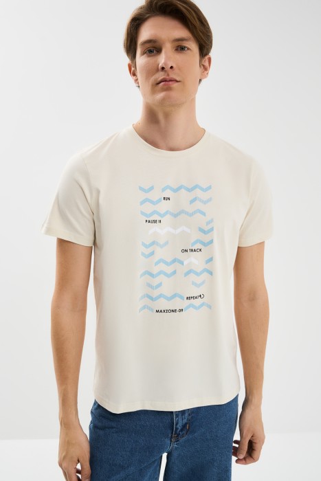 футболка с принтом от бренда снежная королева вид слева