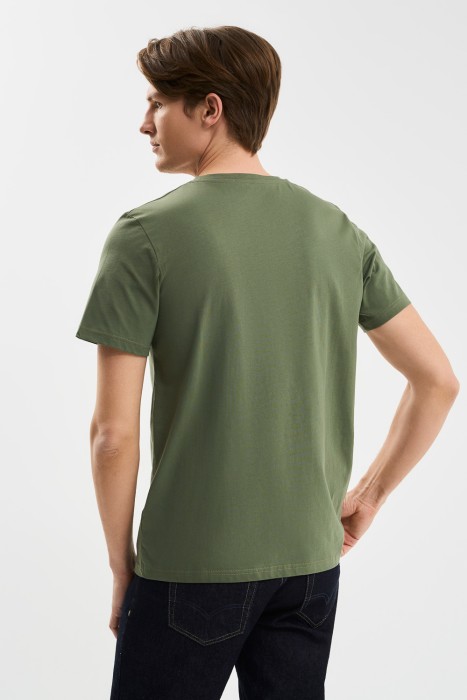 футболка с принтом по цене 800 руб вид справа