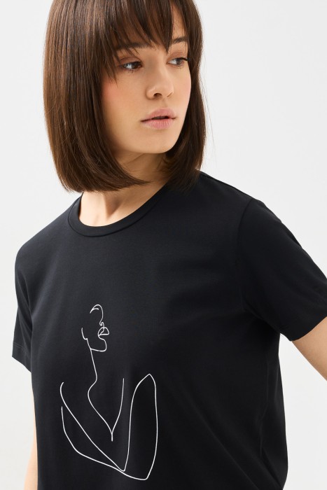 футболка с принтом от бренда снежная королева вид слева