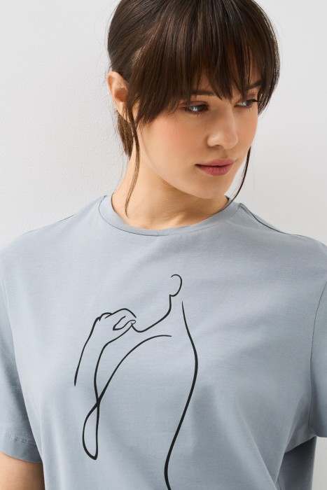 футболка с принтом от бренда снежная королева вид слева