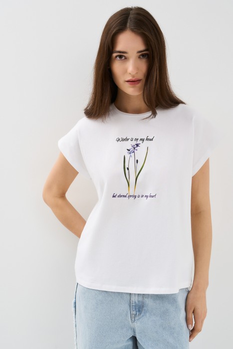 футболка с принтом от бренда снежная королева вид слева