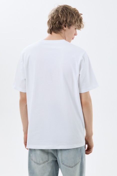 футболка с принтом по цене 1670 руб вид справа