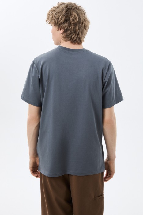 футболка с принтом по цене 1330 руб вид справа