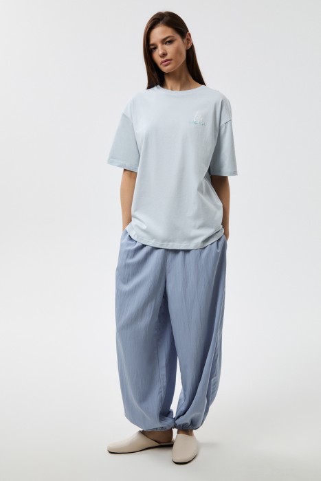 футболка с принтом по цене 1560 руб вид справа