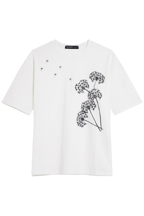 футболка с принтом из россии вид сбоку