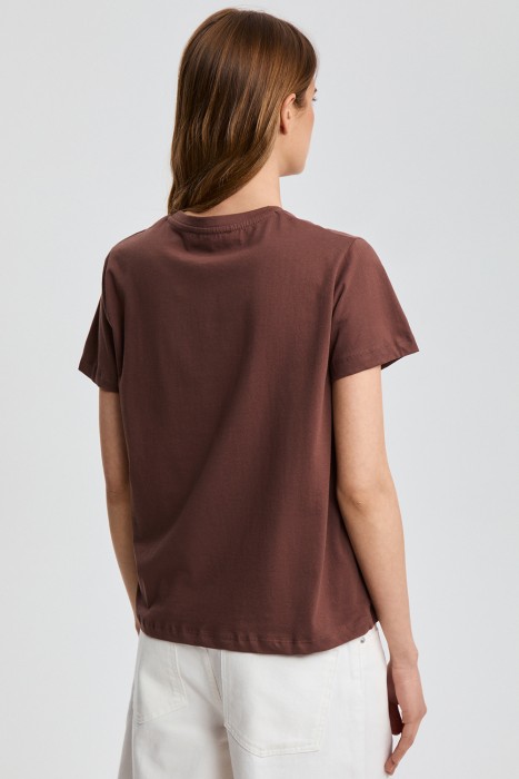 футболка с принтом по цене 1330 руб вид справа