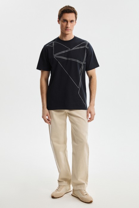 футболка с принтом от бренда снежная королева вид слева