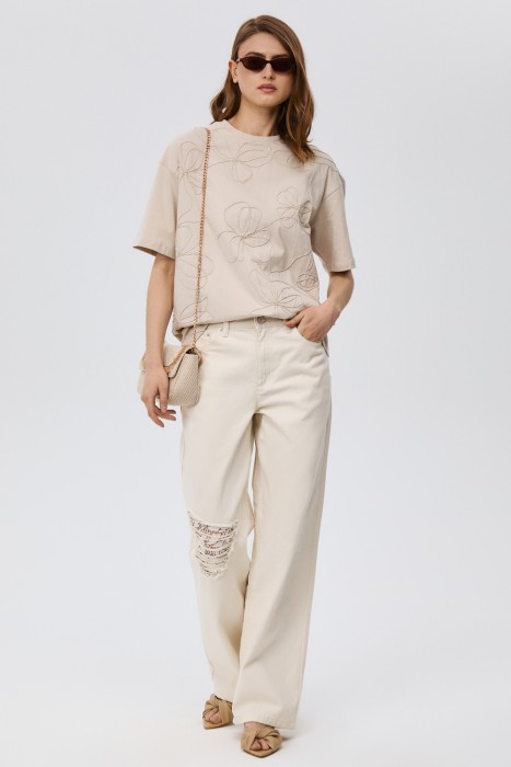 футболка с вышивкой 805841003 фотография