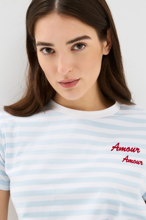 футболка в полоску от бренда снежная королева вид слева