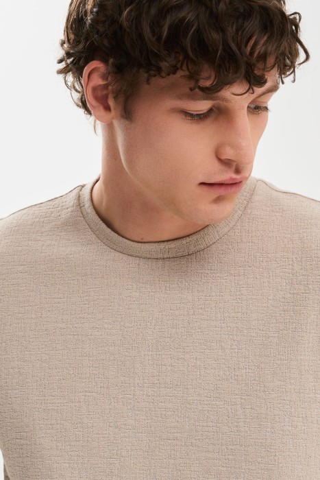 футболка из россии вид сбоку