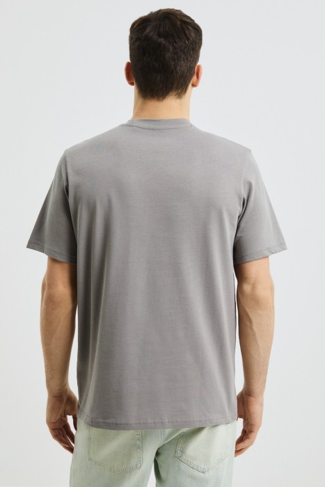 футболка по цене 1330 руб вид справа