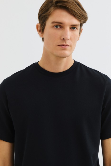 футболка из россии вид сбоку