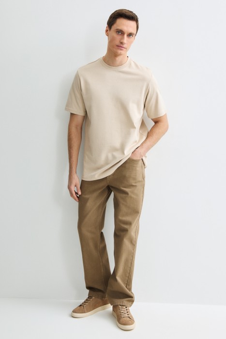 футболка из россии вид сбоку