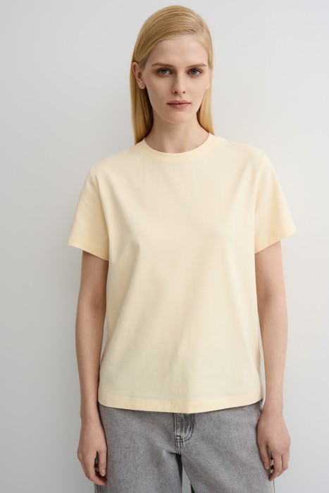 футболка от бренда снежная королева вид слева