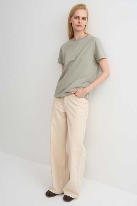 футболка из россии вид сбоку