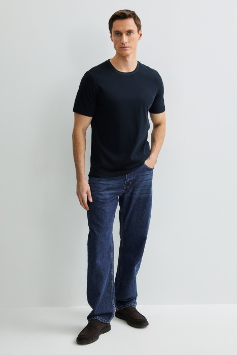 футболка от бренда снежная королева вид слева