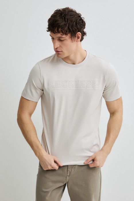 футболка от бренда снежная королева вид слева