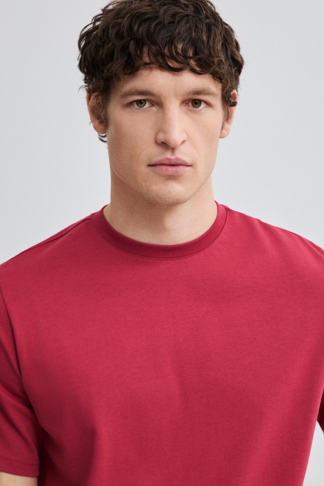 футболка от бренда снежная королева вид слева