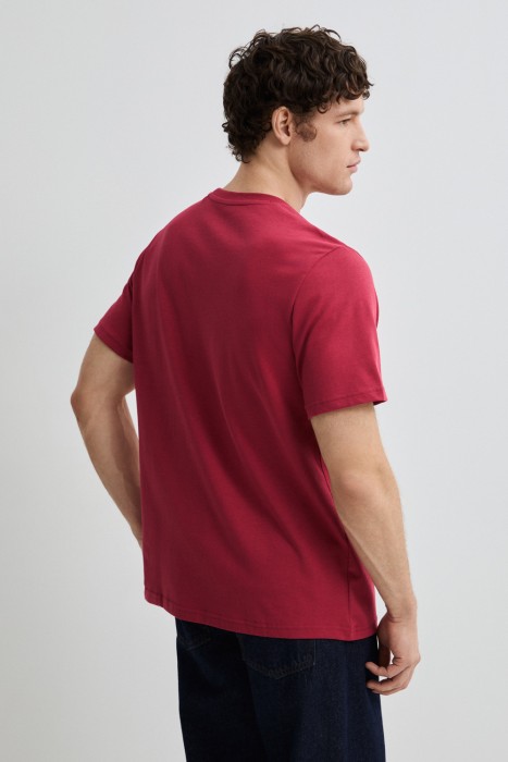 футболка по цене 1330 руб вид справа