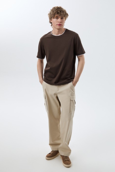 футболка от бренда снежная королева вид слева