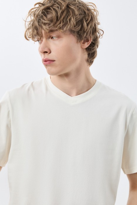 футболка из россии вид сбоку