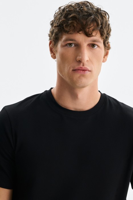 футболка из россии вид сбоку