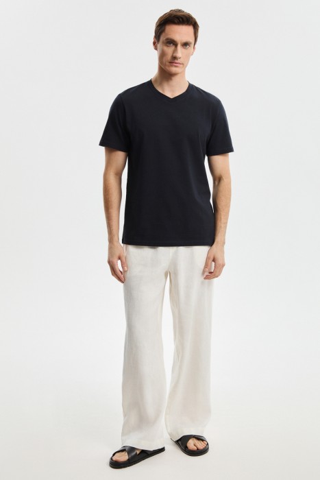 футболка от бренда снежная королева вид слева