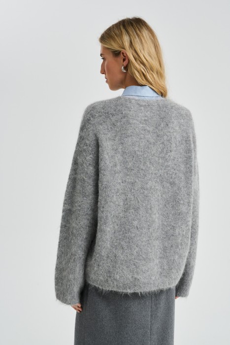 кардиган из шерсти альпаки от бренда снежная королева вид слева