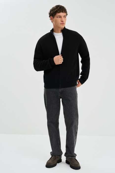 кардиган на молнии от бренда снежная королева вид слева