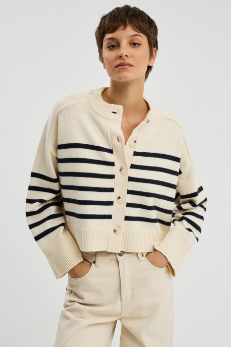 кардиган в полоску от бренда снежная королева вид слева
