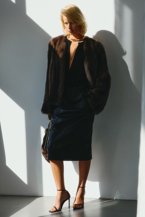 Товар с артикулом 790911003 вид сзади