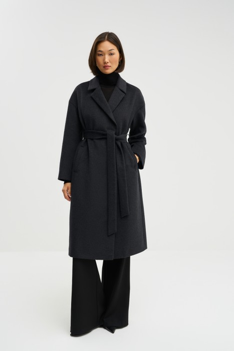 классическое пальто с поясом от бренда снежная королева вид слева