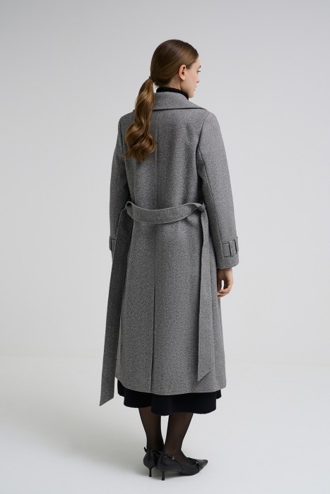 классическое пальто с поясом по цене 8200 руб вид справа