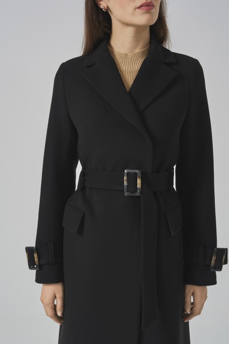 классическое пальто по цене 11510 руб вид справа