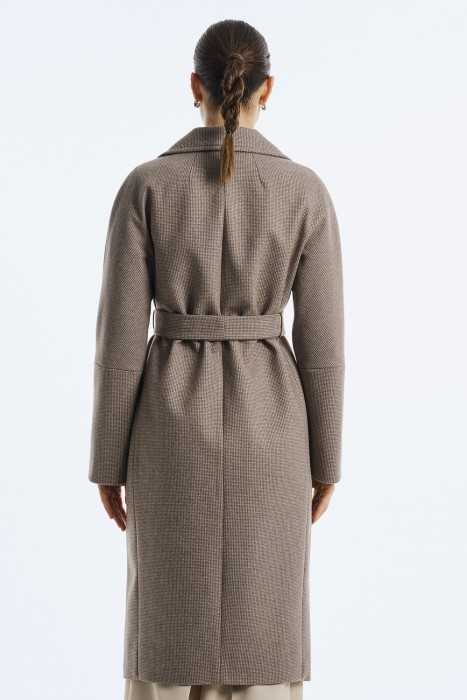 классическое пальто по цене 11320 руб вид справа